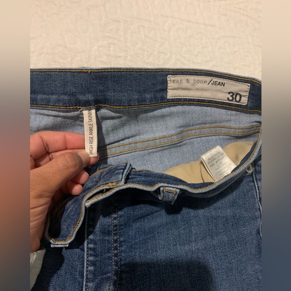Rag & Bone jeans size 30. High rise ankle skinny. Stretchy, raw hem. Med wash - Picture 5 of 10